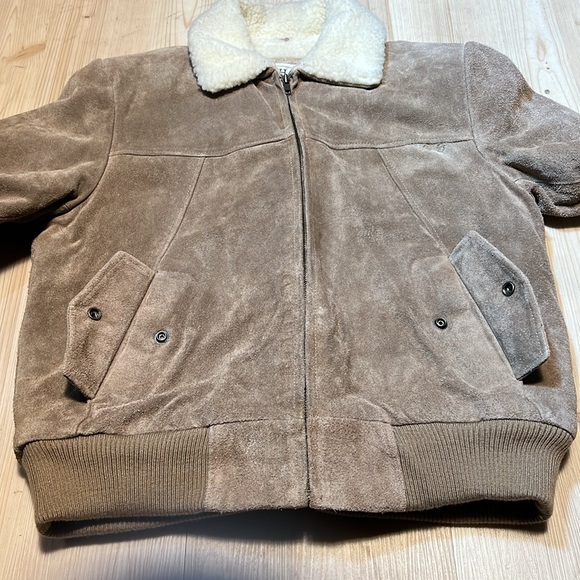 Michael Charles Vintage Suede Bomber Jacket - Picture 13 of 16
